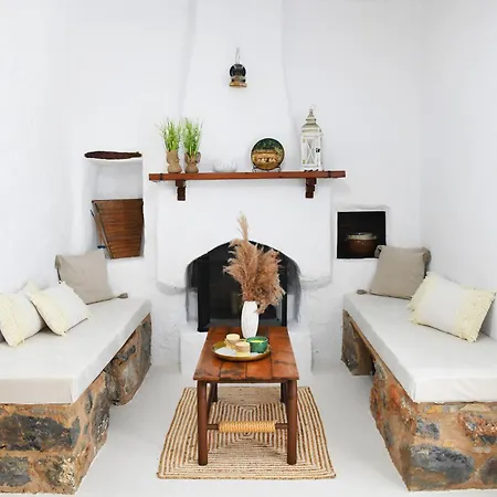 Aeon Peaceful Retreat In Arginonta *